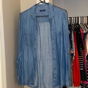 Long sleeve denim shirt